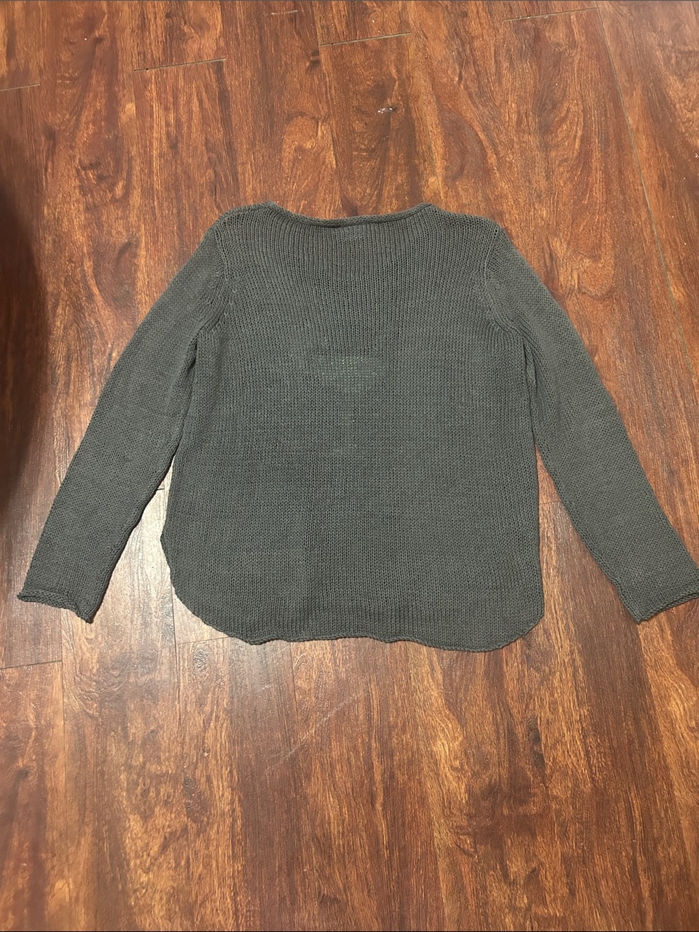 Wooden Ships Gray V-Neck Sweater with Cocktail Motif - Picture 5 of 6